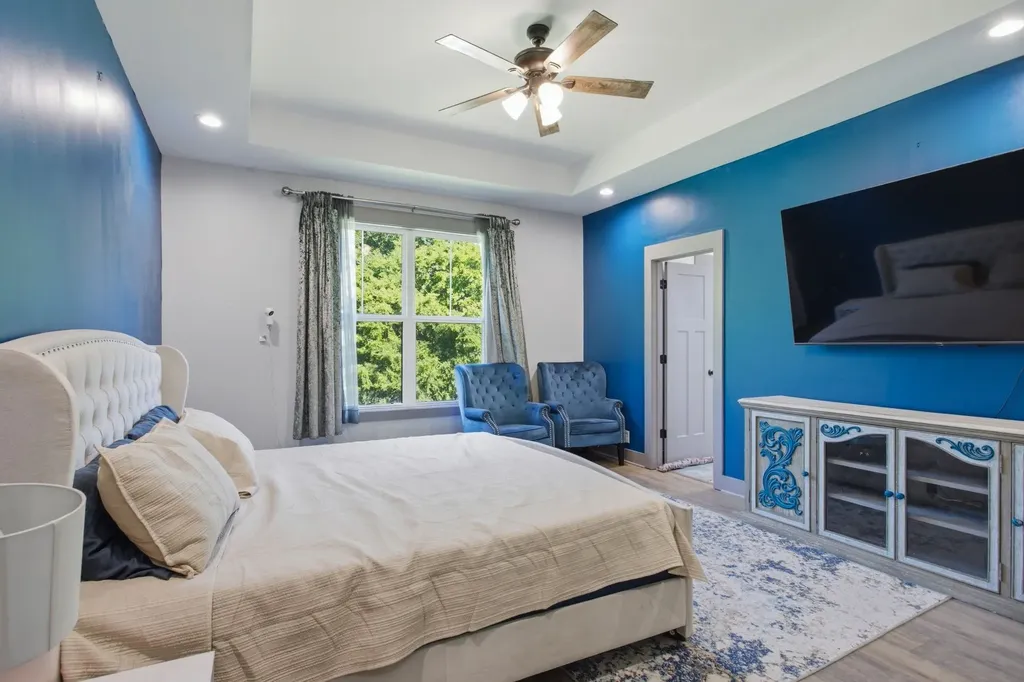 214 Mary Alice Drive Leoma TN 38468