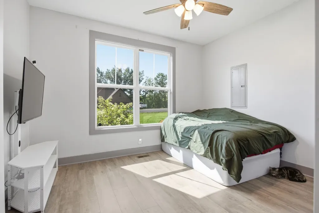 214 Mary Alice Drive Leoma TN 38468
