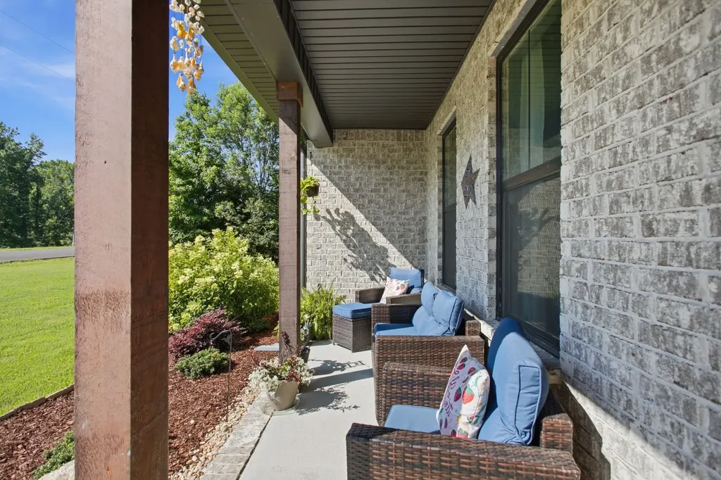 214 Mary Alice Drive Leoma TN 38468