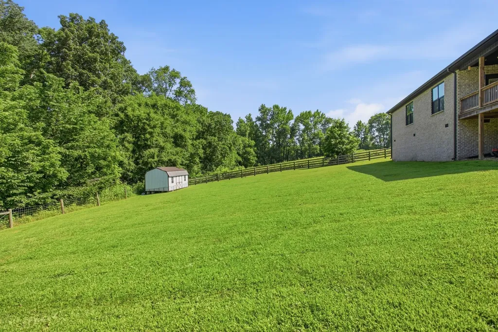 214 Mary Alice Drive Leoma TN 38468