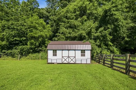214 Mary Alice Drive Leoma TN 38468