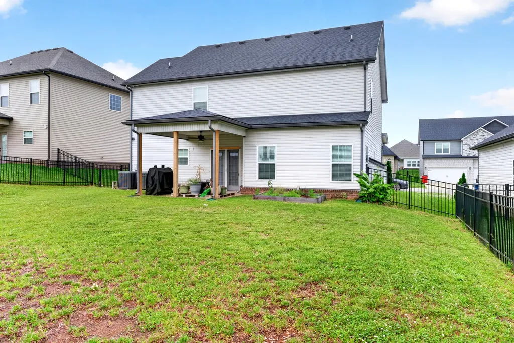 1489 Citadel Drive Clarksville TN 37042