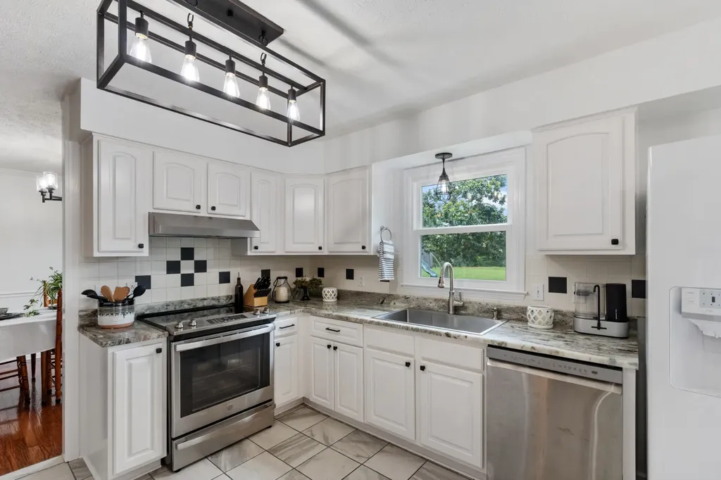 7120 Boone Street Fairview TN 37062