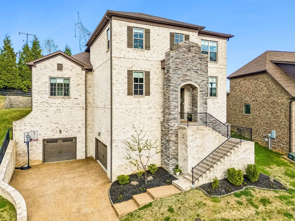 7113 Natchez Pointe Place Nashville TN 37221