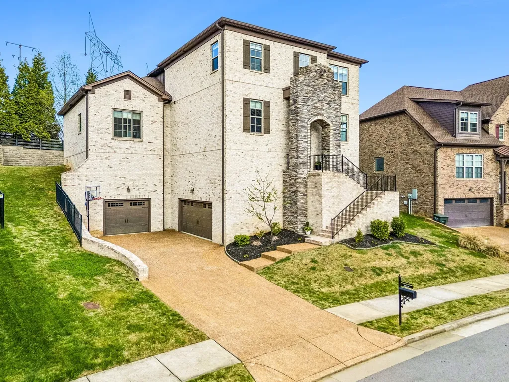 7113 Natchez Pointe Place Nashville TN 37221