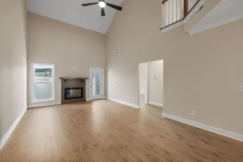 1936 Gracie Bug Loop Murfreesboro TN 37128