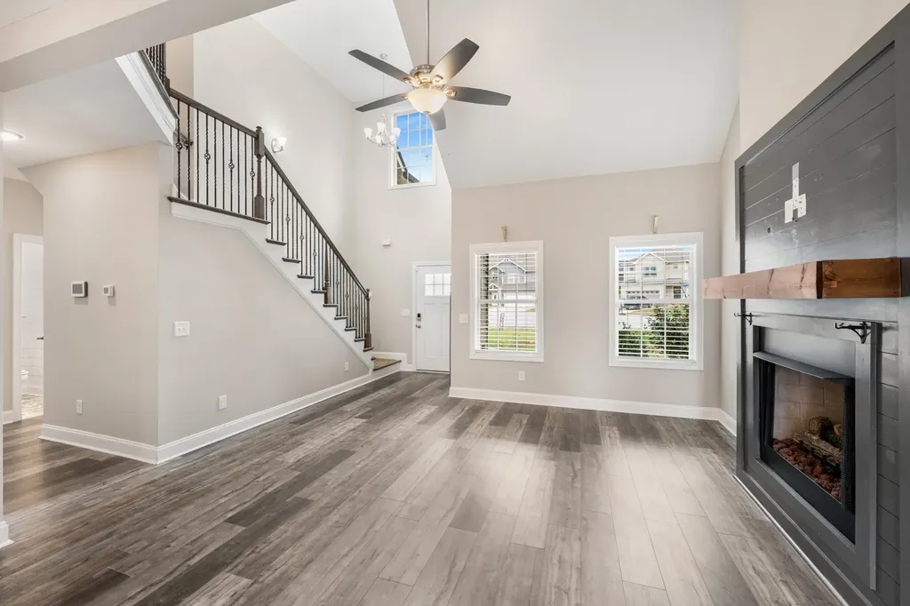 518 Latham Court Clarksville TN 37043