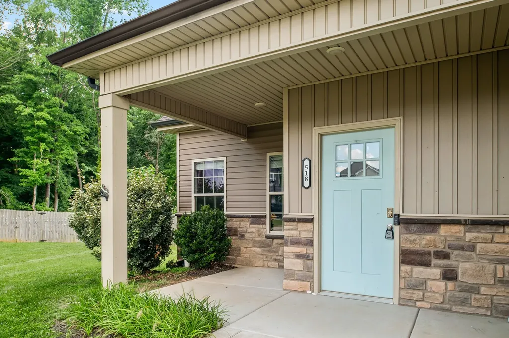 518 Latham Court Clarksville TN 37043