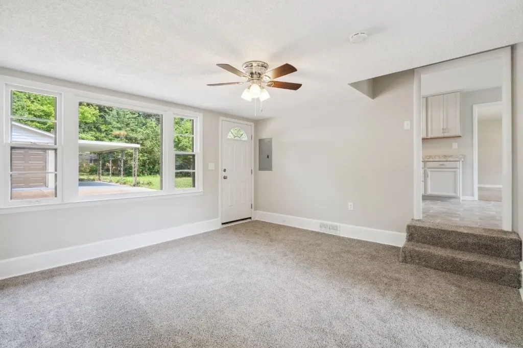30 Dalewood Drive Clarksville TN 37042