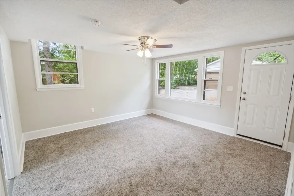 30 Dalewood Drive Clarksville TN 37042