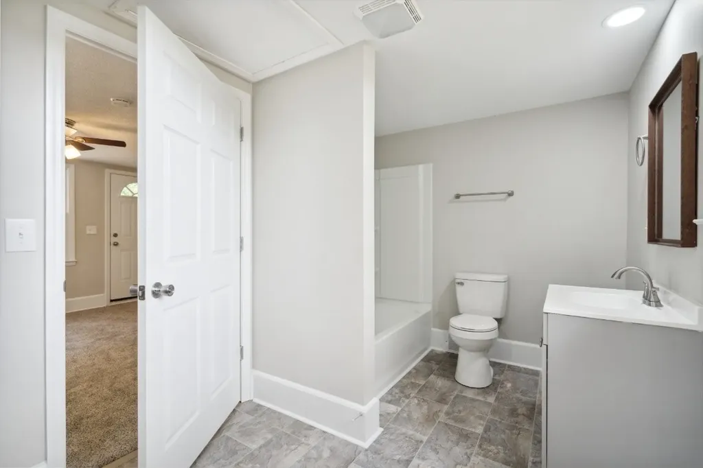 30 Dalewood Drive Clarksville TN 37042