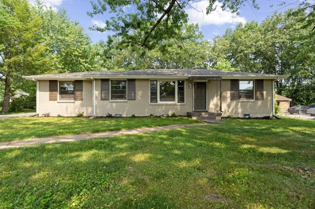 30 Dalewood Drive Clarksville TN 37042