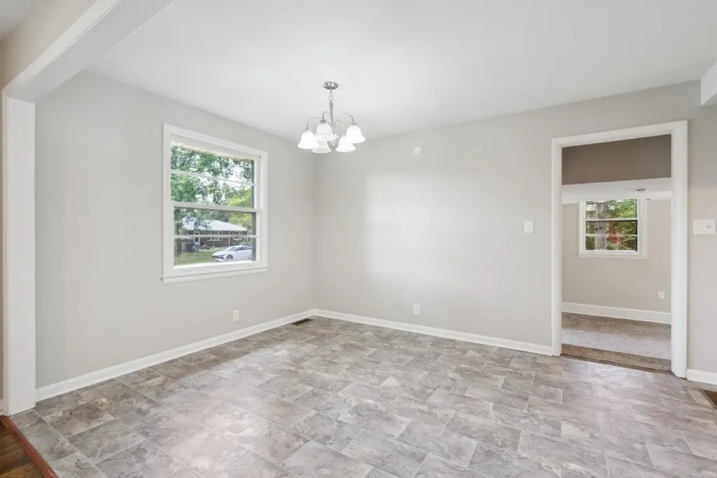 30 Dalewood Drive Clarksville TN 37042