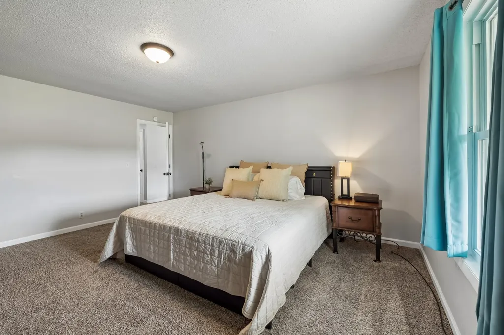 54 Hickman Highway Gordonsville TN 38563