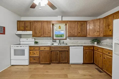 54 Hickman Highway Gordonsville TN 38563