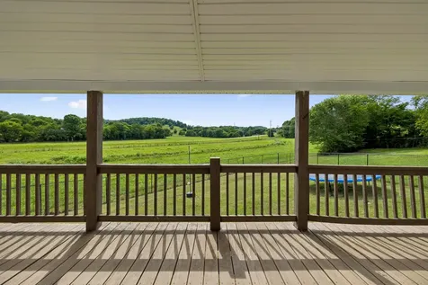 54 Hickman Highway Gordonsville TN 38563