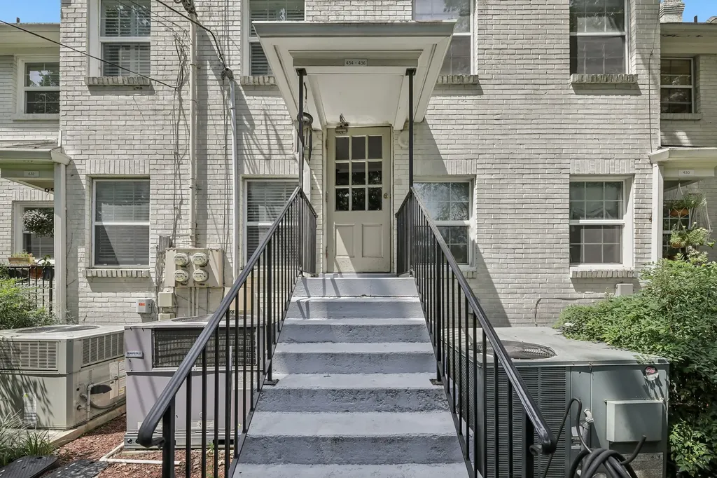 434 Bowling Avenue Nashville TN 37205