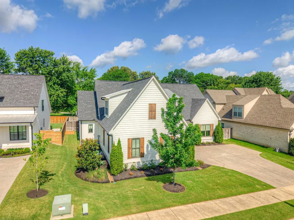 1283 Belfair Drive Collierville TN 38017