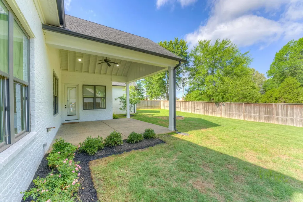 1283 Belfair Drive Collierville TN 38017