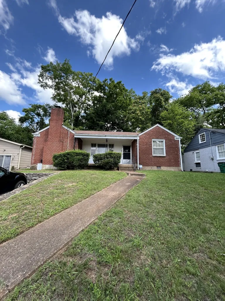 1527 Mcgavock Pike Nashville TN 37216