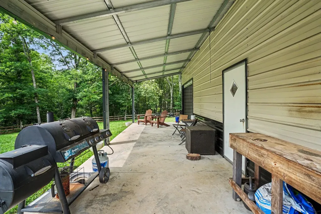 1415 Southside Road Southside TN 37171