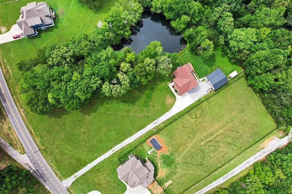 1415 Southside Road Southside TN 37171