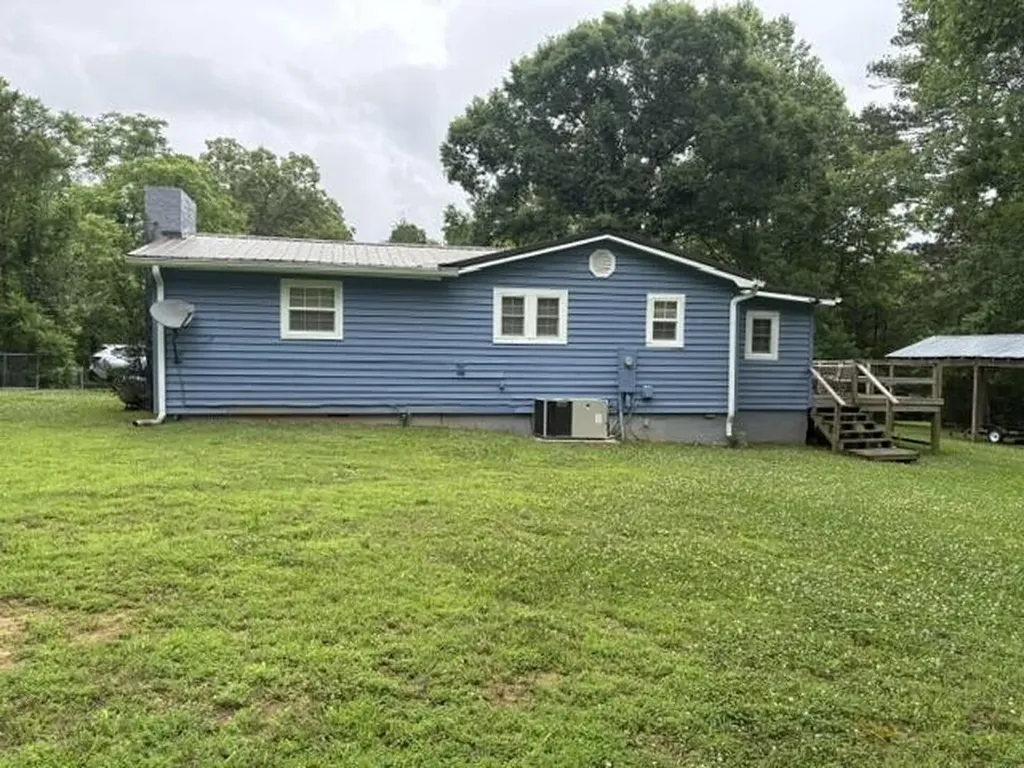 844 Grove Road Benton TN 37307