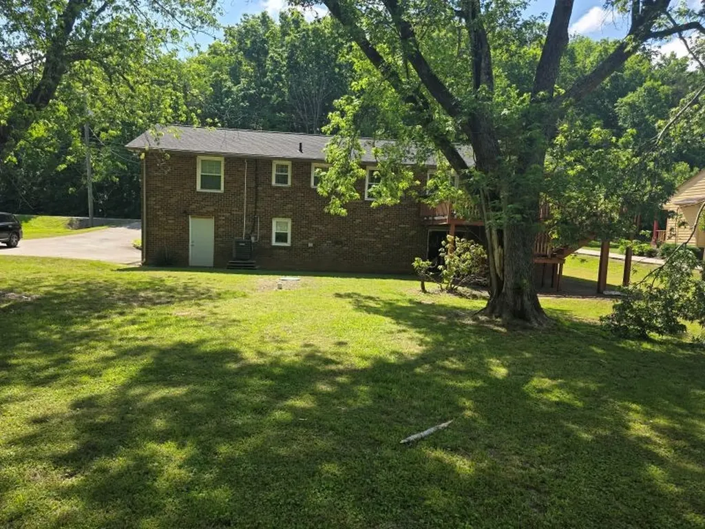4236 Brick Church Pike, N Whites Creek TN 37189