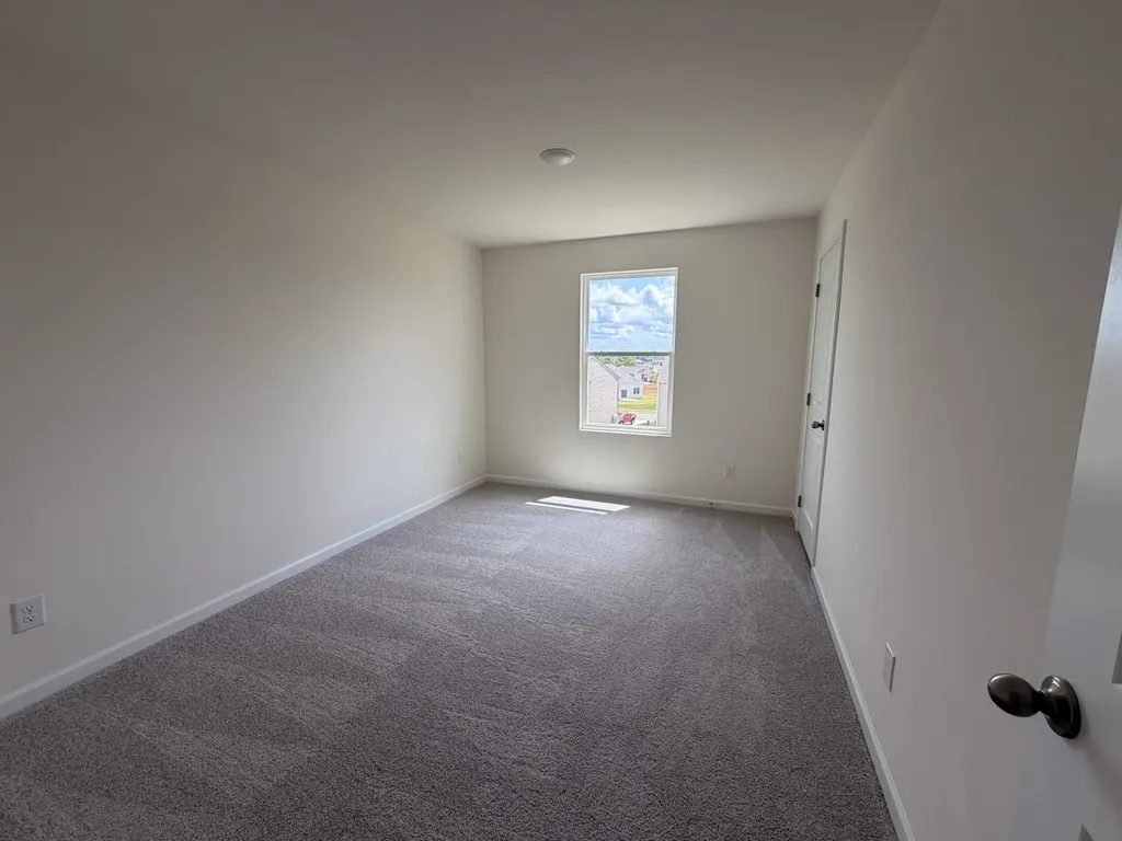3239 Barrel Oak Pass Columbia TN 38401