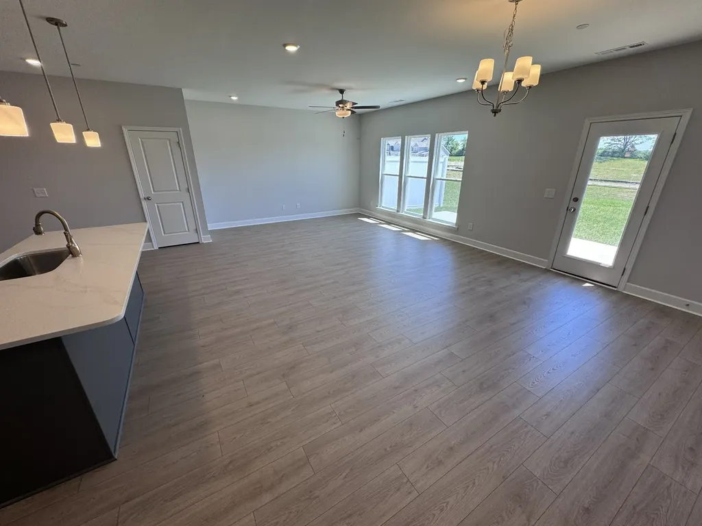 1097 June Wilde Ridge Spring Hill TN 37174