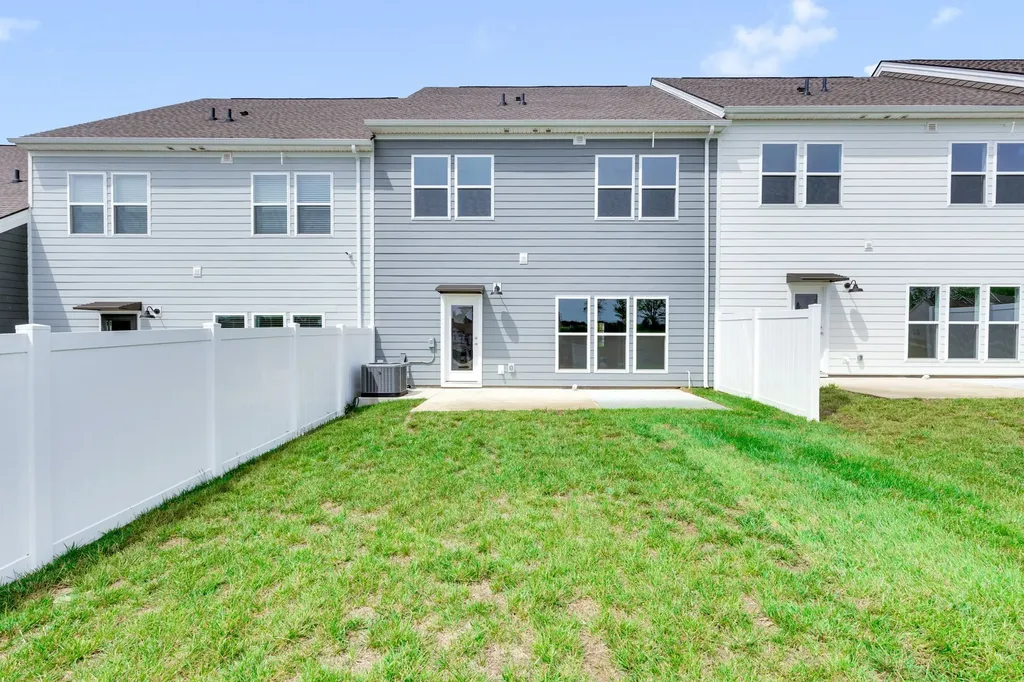 1097 June Wilde Ridge Spring Hill TN 37174