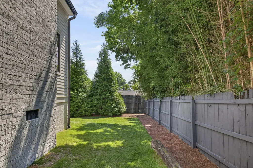 4408B Hunt Place Nashville TN 37215