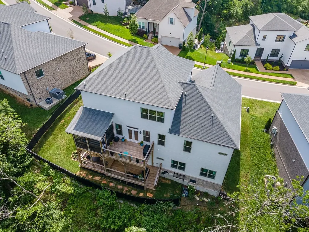 716 Summit Oaks Court Nashville TN 37221