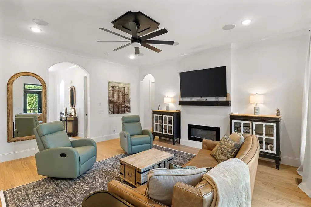 716 Summit Oaks Court Nashville TN 37221