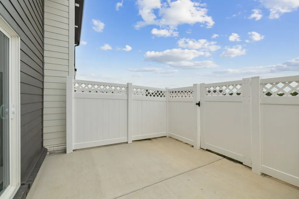 1932 Gracie Bug Loop Murfreesboro TN 37128
