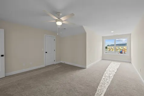 1932 Gracie Bug Loop Murfreesboro TN 37128