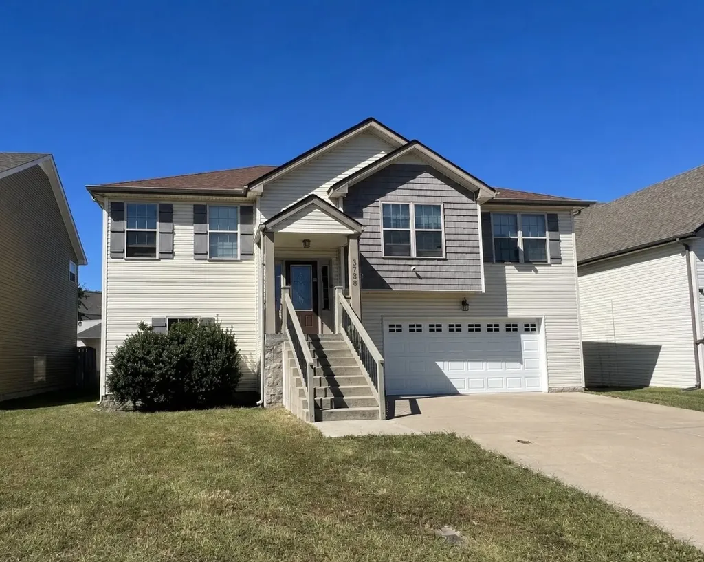 3738 Gray Fox Drive Clarksville TN 37040