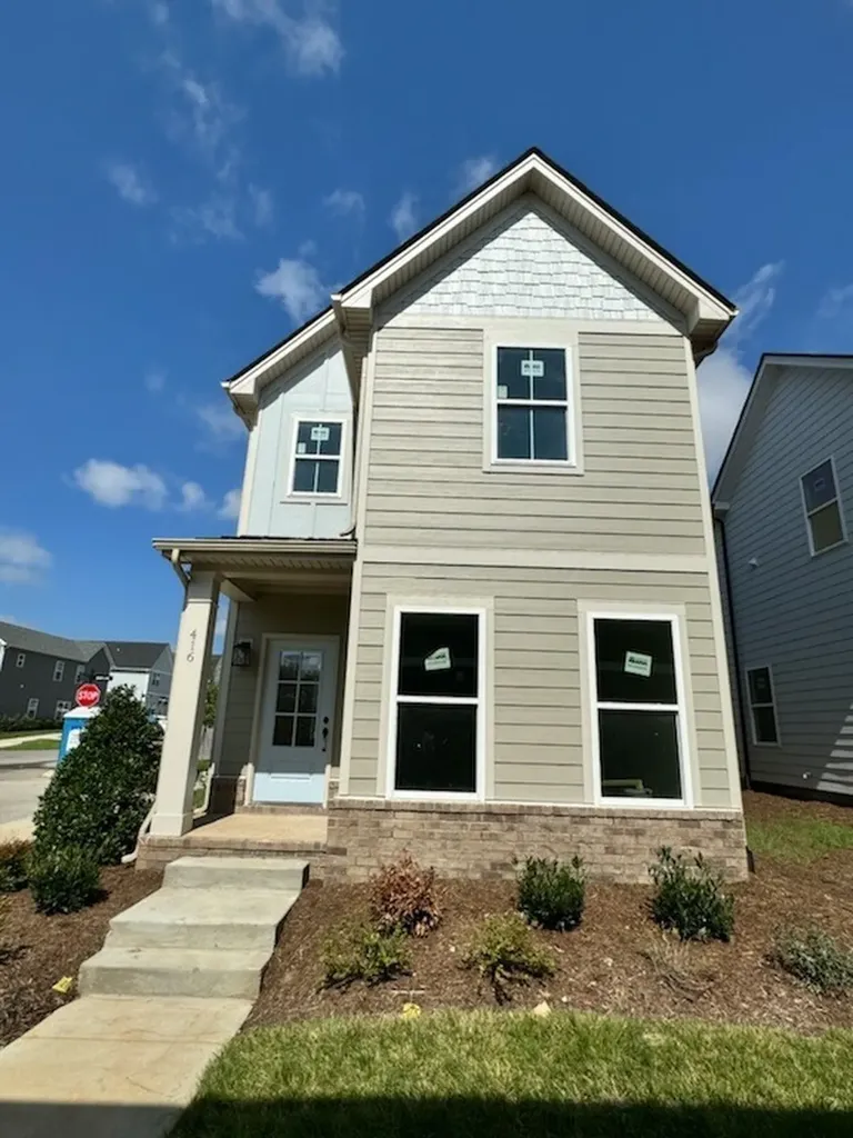 416 Queen Lane Gallatin TN 37066