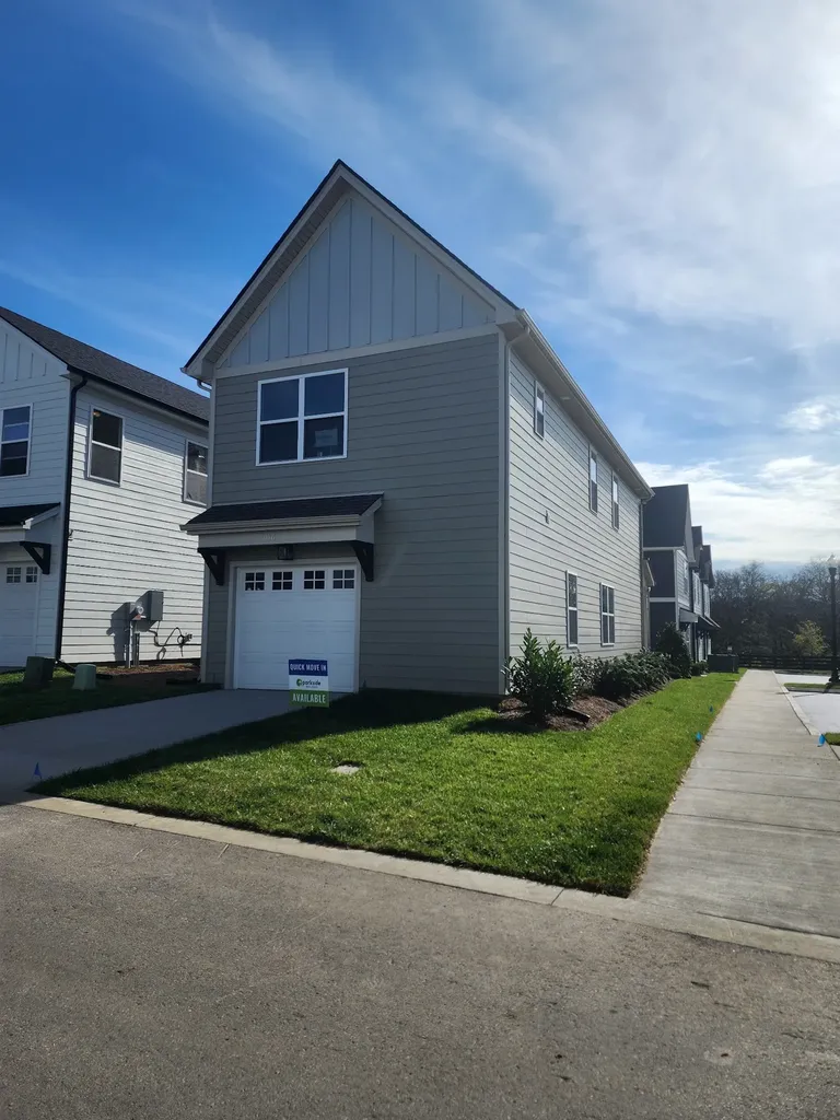 416 Queen Lane Gallatin TN 37066