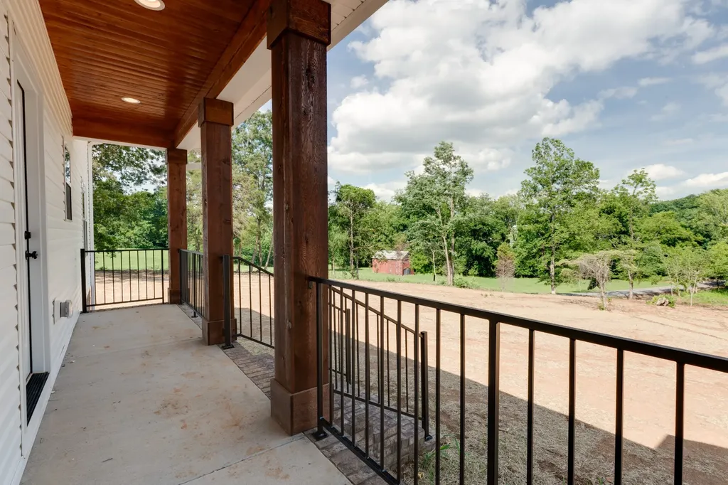 4961 Bill Baggett Road Cedar Hill TN 37032