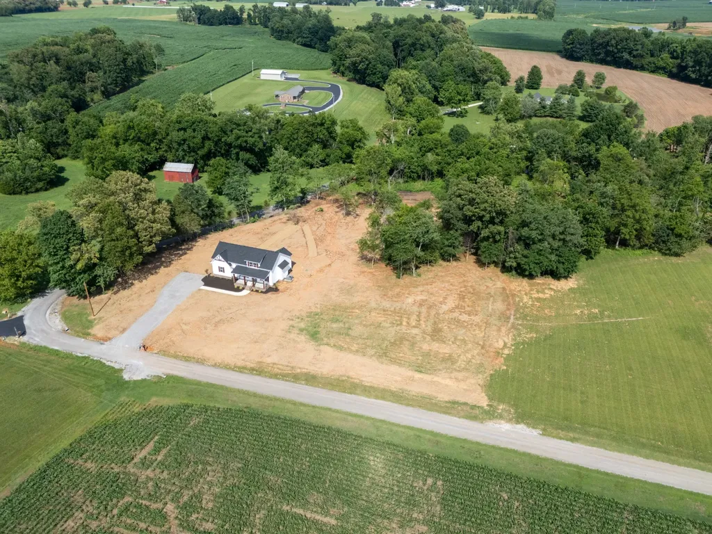 4961 Bill Baggett Road Cedar Hill TN 37032