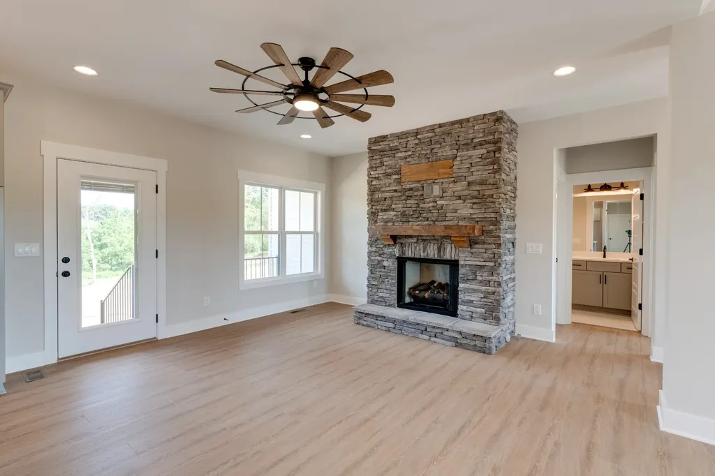 4961 Bill Baggett Road Cedar Hill TN 37032
