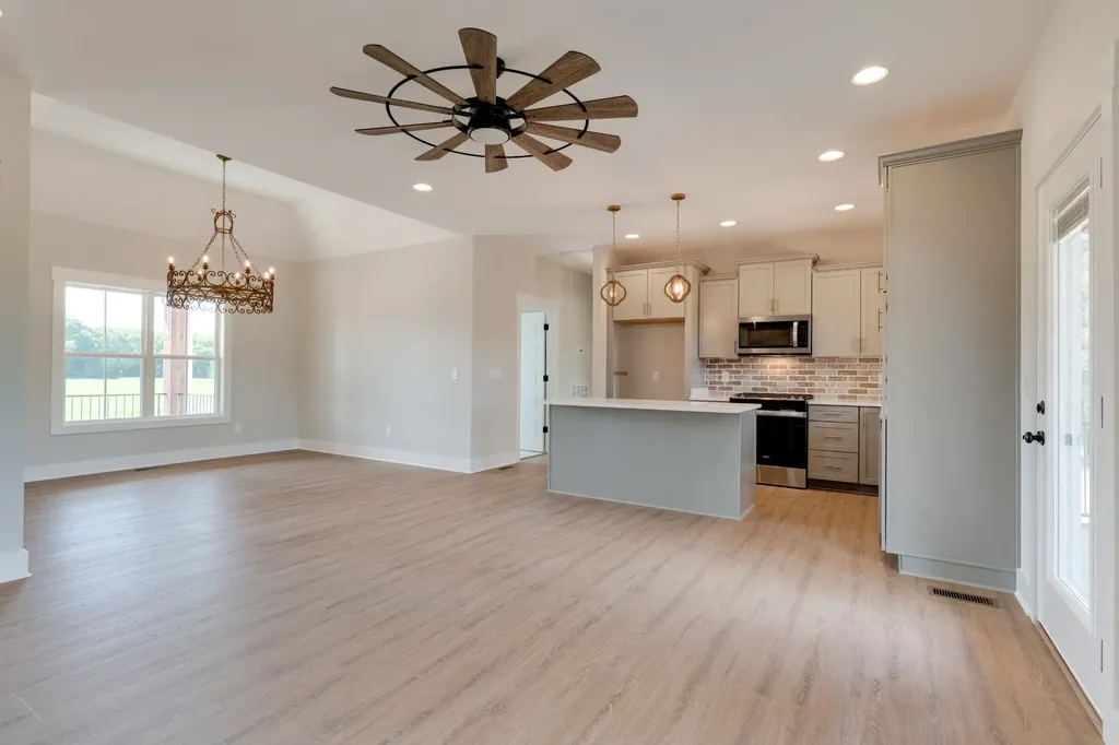 4961 Bill Baggett Road Cedar Hill TN 37032