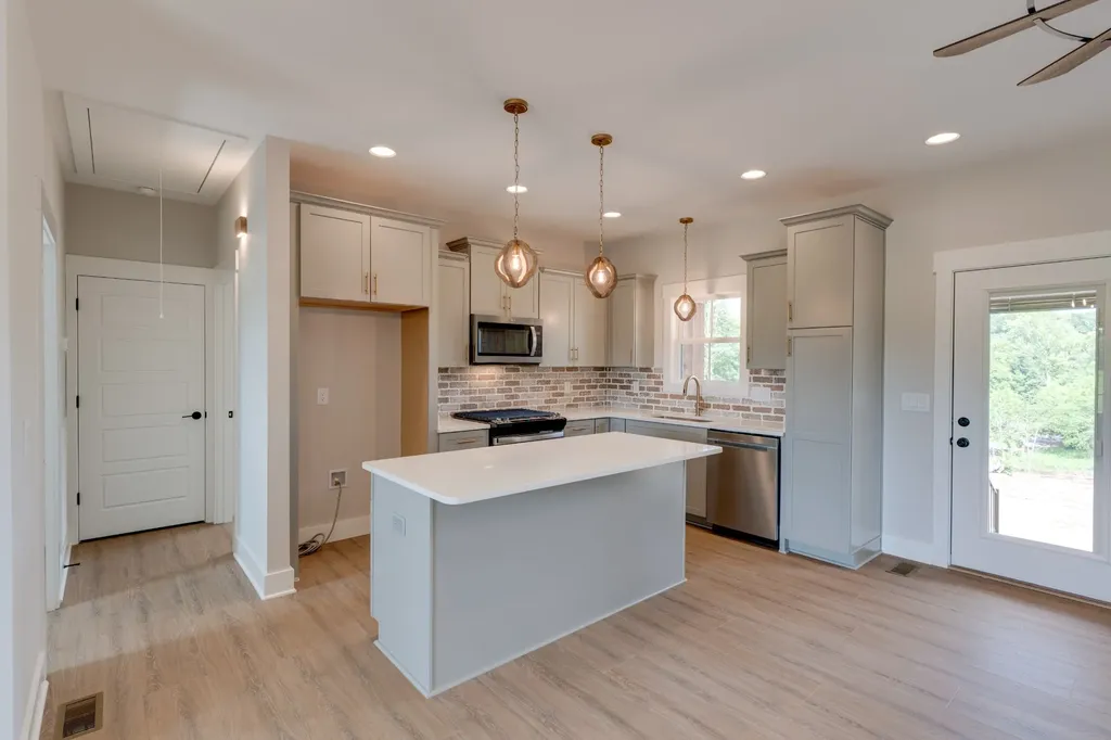 4961 Bill Baggett Road Cedar Hill TN 37032