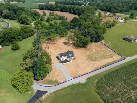 4961 Bill Baggett Road Cedar Hill TN 37032