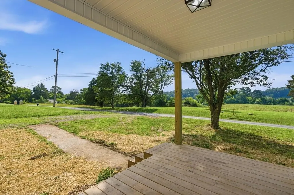 1000 Cemetery Road Spring City TN 37381