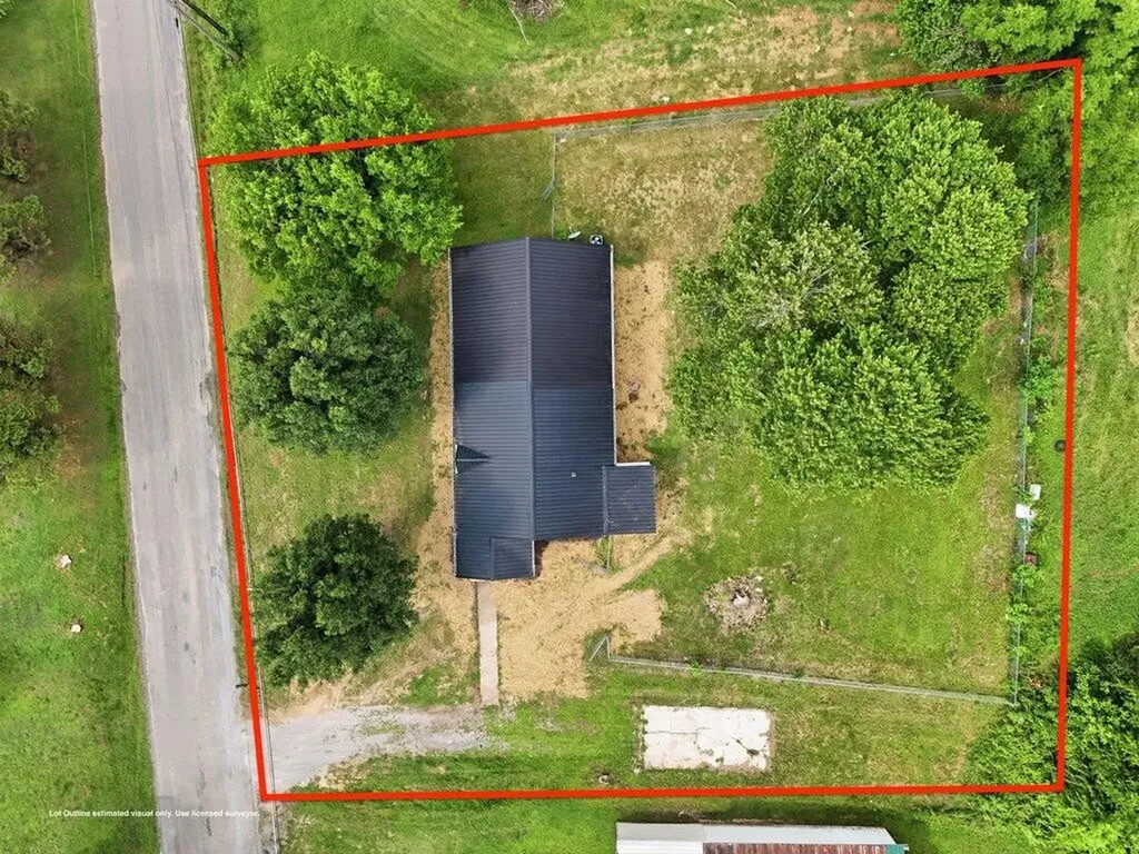 1000 Cemetery Road Spring City TN 37381