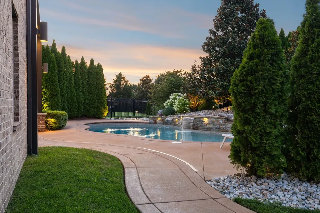 1416 Orchard Hill Lane Arrington TN 37014