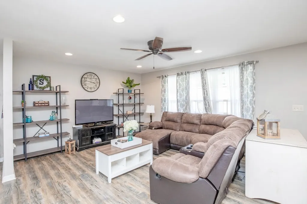 457 Reeves Drive Clarksville TN 37043