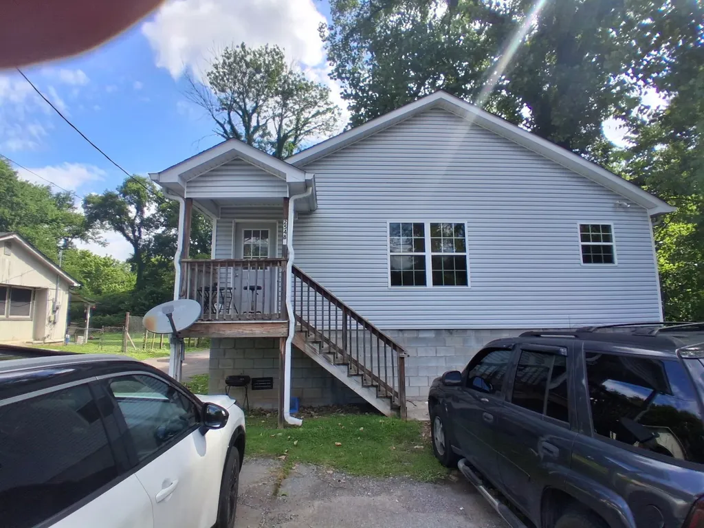 Nashville TN, 2548 Glenrose Avenue